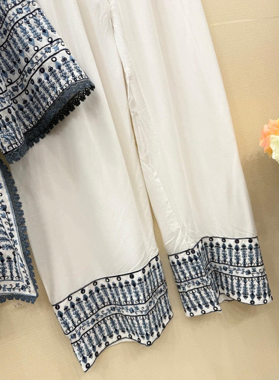 Classic white 3-piece | B1907