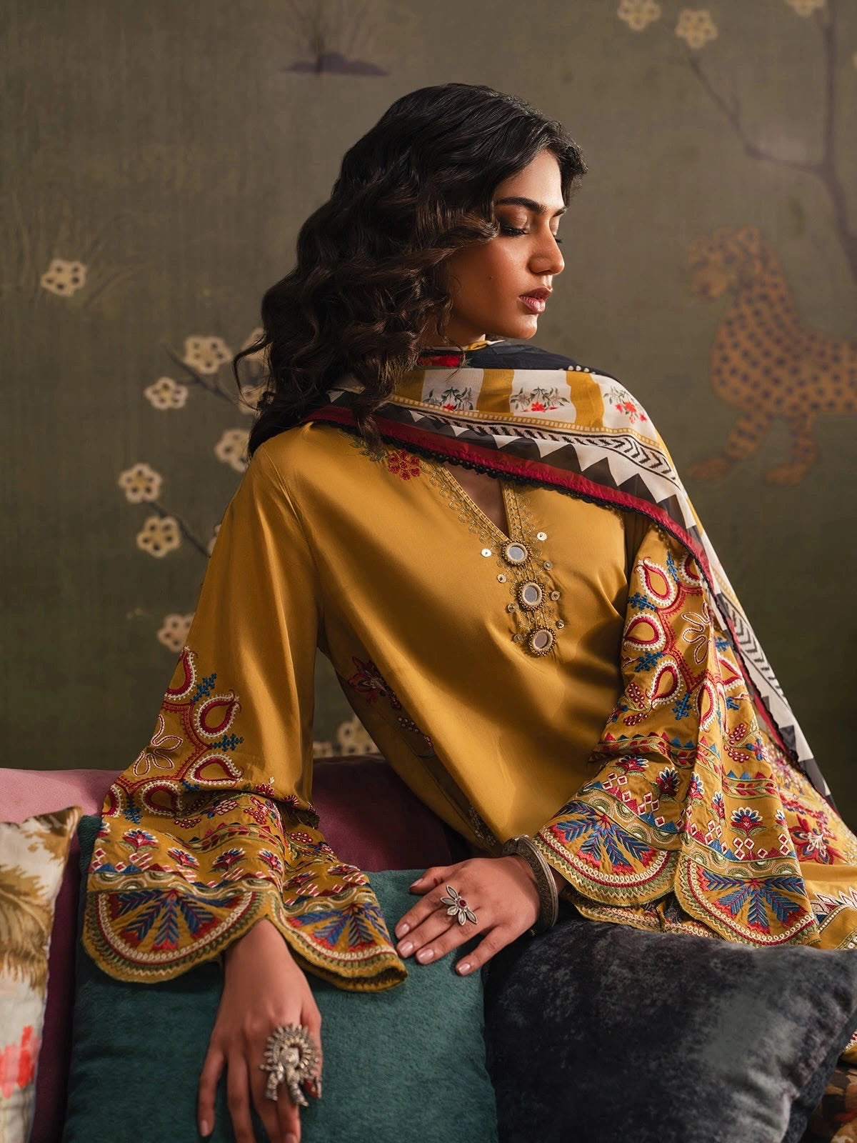 Virora embroidered 3 piece