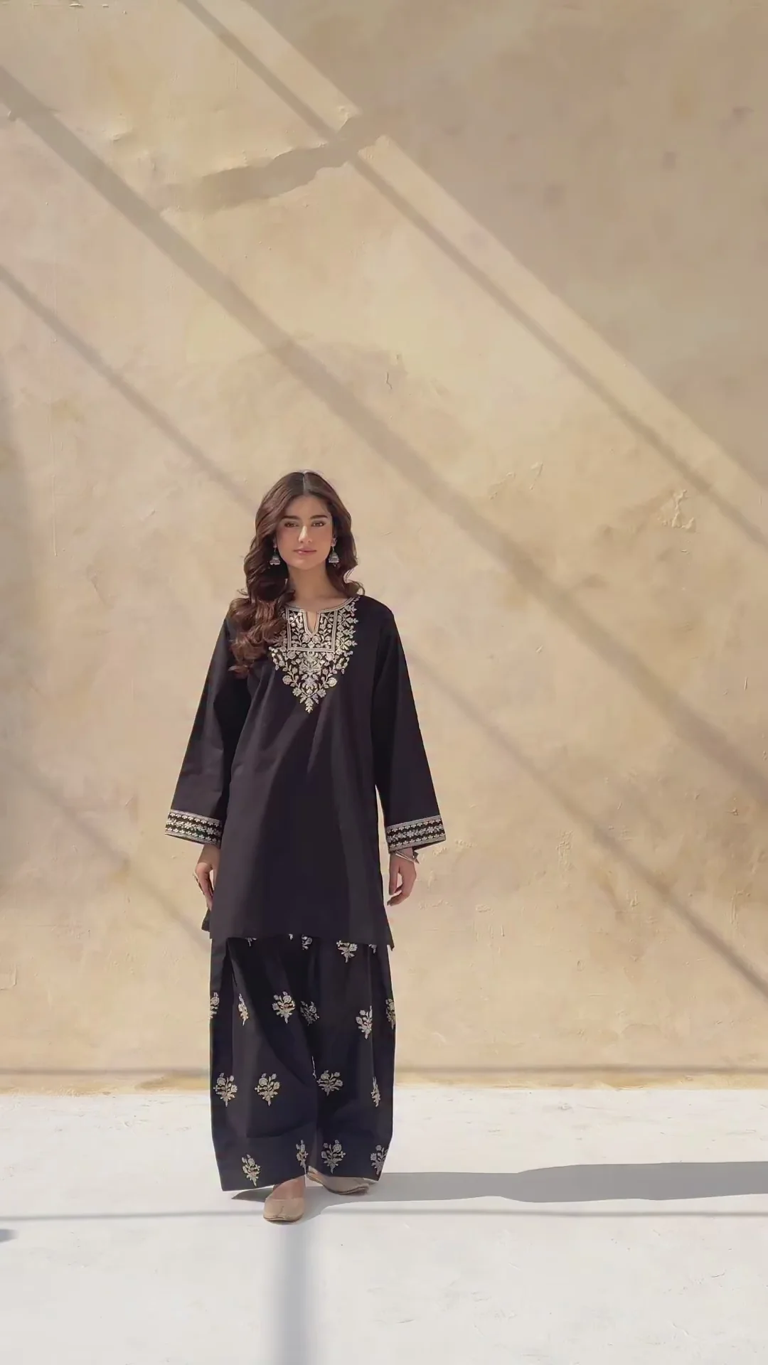 Zuha Black-3 piece | B1901