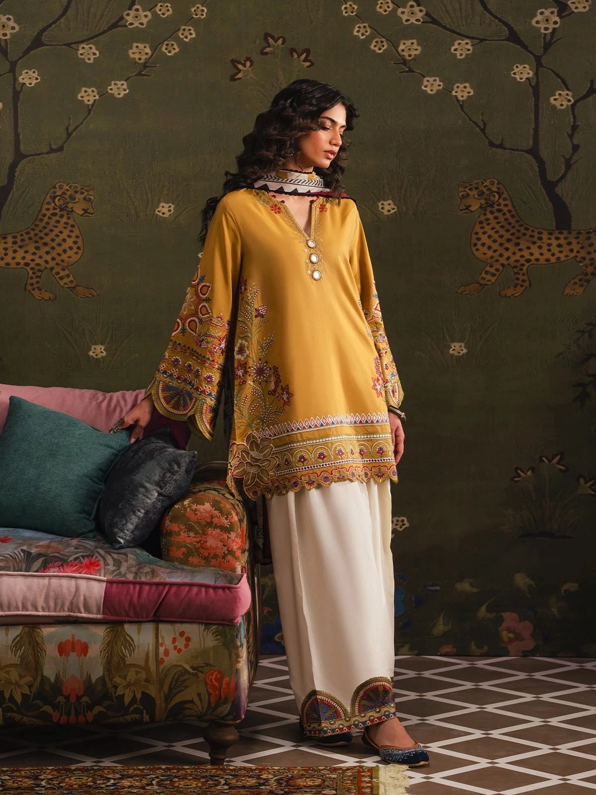 Virora embroidered 3 piece