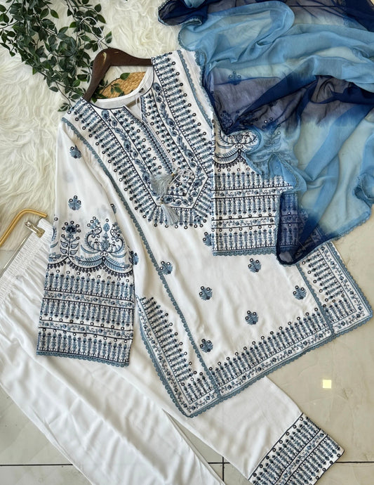 Classic white 3-piece | B1907